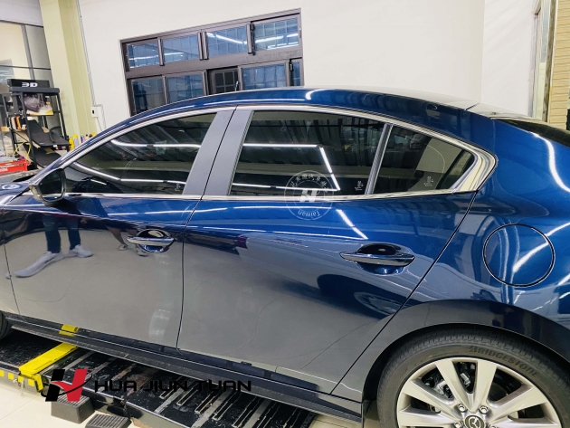 車窗飾條 (四門)