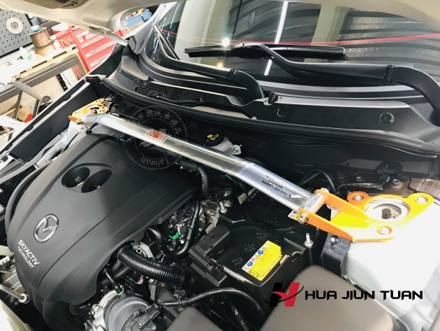CX-3 SUMMIT 引擎室拉桿