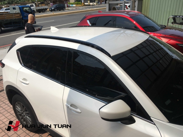 CX-5 II 車頂架 (亮黑)