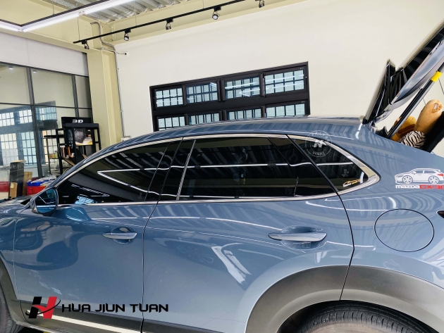 CX-30 車窗飾條