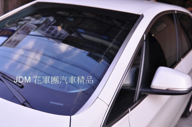 前檔飾條